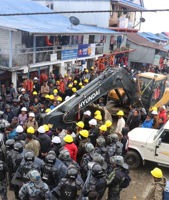 पाथीभरामा केबलकारको विषयमा विवाद हुँदा झडप