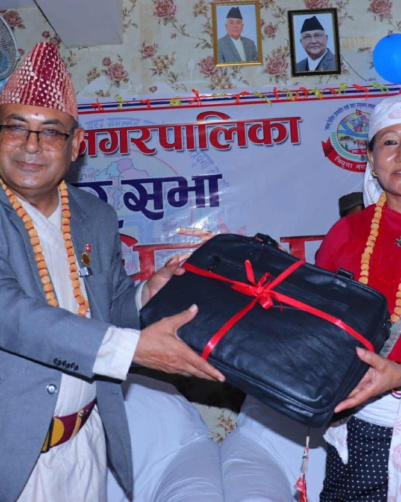 त्रियुगा नगरपालिकाले ल्यायो १ अर्ब ५३ करोडको बजेट