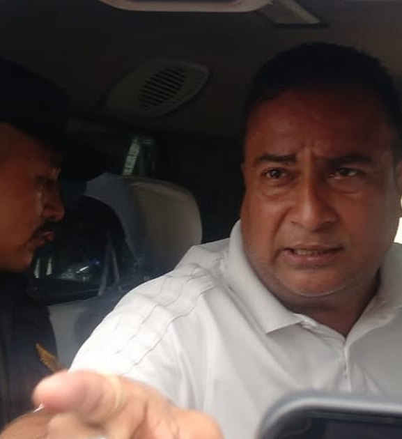 विराटनगरका कांग्रेस नेता अभिषेक गिरी पक्राउ