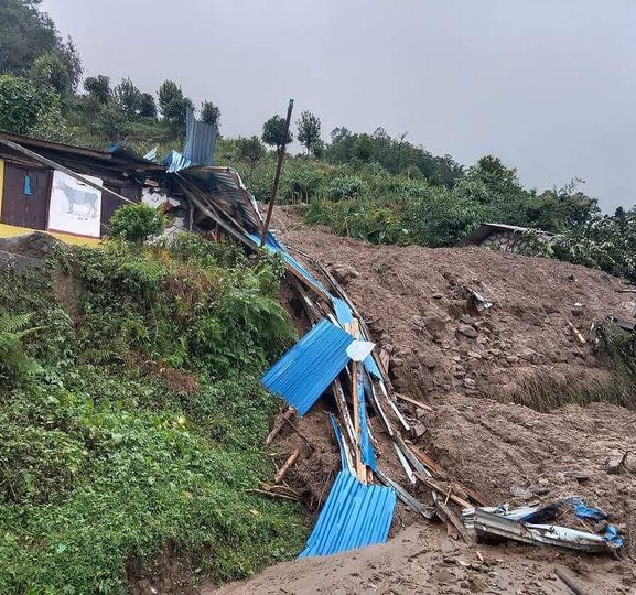 विपद्ले देशभर २५० विद्यालयमा क्षति, साढे दुई लाख विद्यार्थीको पठनपाठन प्रभावित