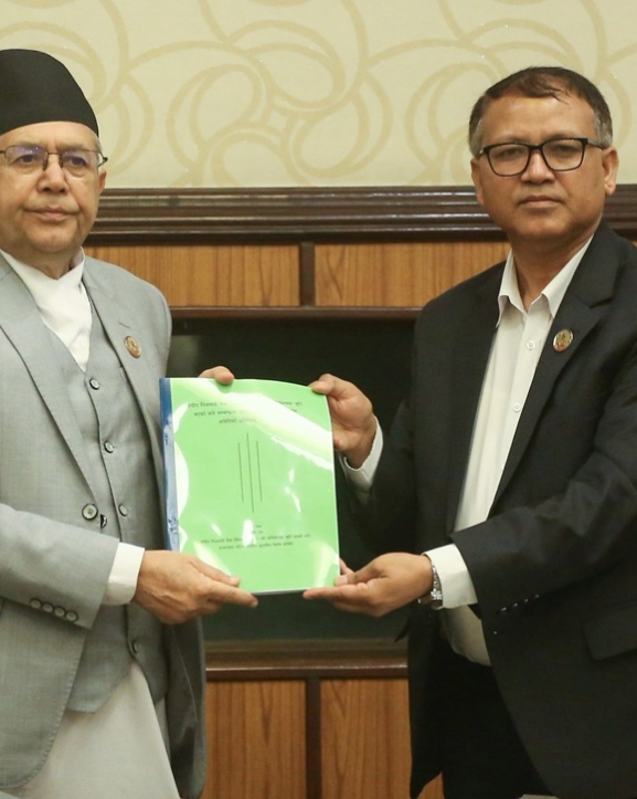 कुलिङ पिरियडको गडबडीसम्बन्धी प्रतिवेदन समितिले सभामुखलाई बुझायो