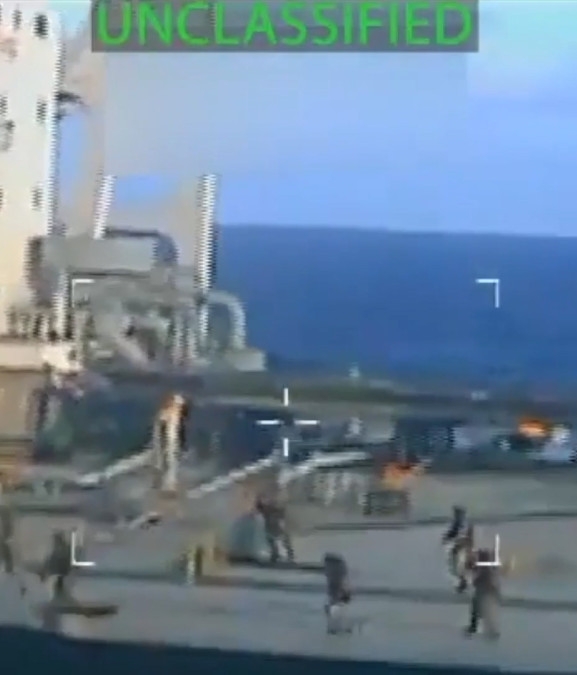 भेनेजुएलाका प्रतिवन्धित तेल ट्याङ्करहरूमा ट्रम्पद्वरा पूर्ण नाकाबन्दीको आदेश