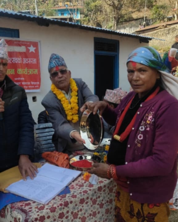 बाँफिकोटमा शहीदका परिवार सम्मानित