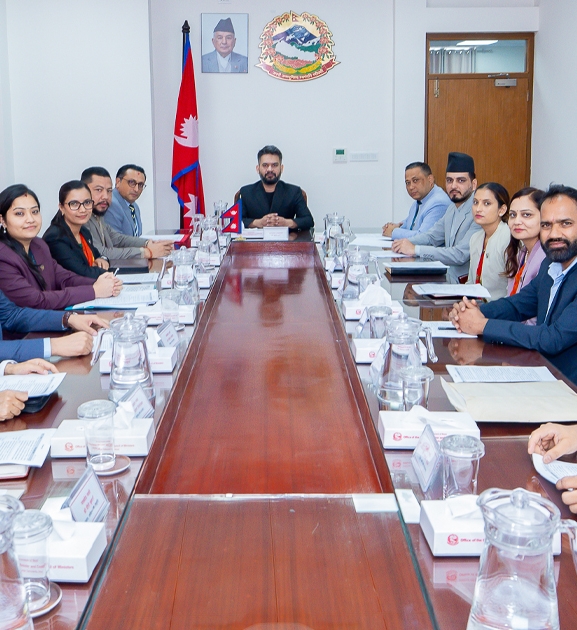 सिंहदरबारमा मन्त्रिपरिषद् बैठक सुरु