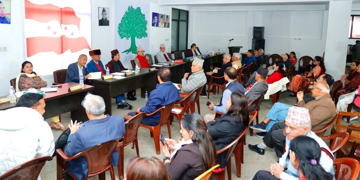 जसपा नेपालको राष्ट्रिय महाधिवेशन मञ्च हावाहुरीले भत्कायो