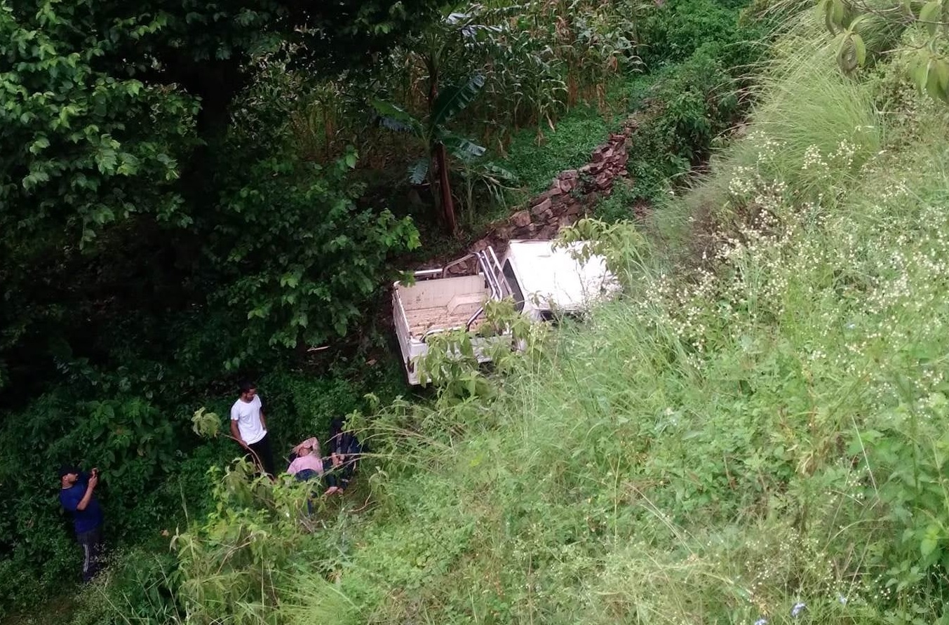 सल्यानमा सरकारी जिप दुर्घटना, ५ जना घाइते