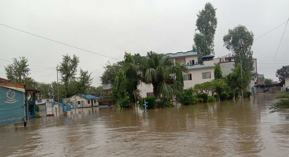 बाढी बस्तीमा पसेपछि भजनी नगरक्षेत्र जलमग्न