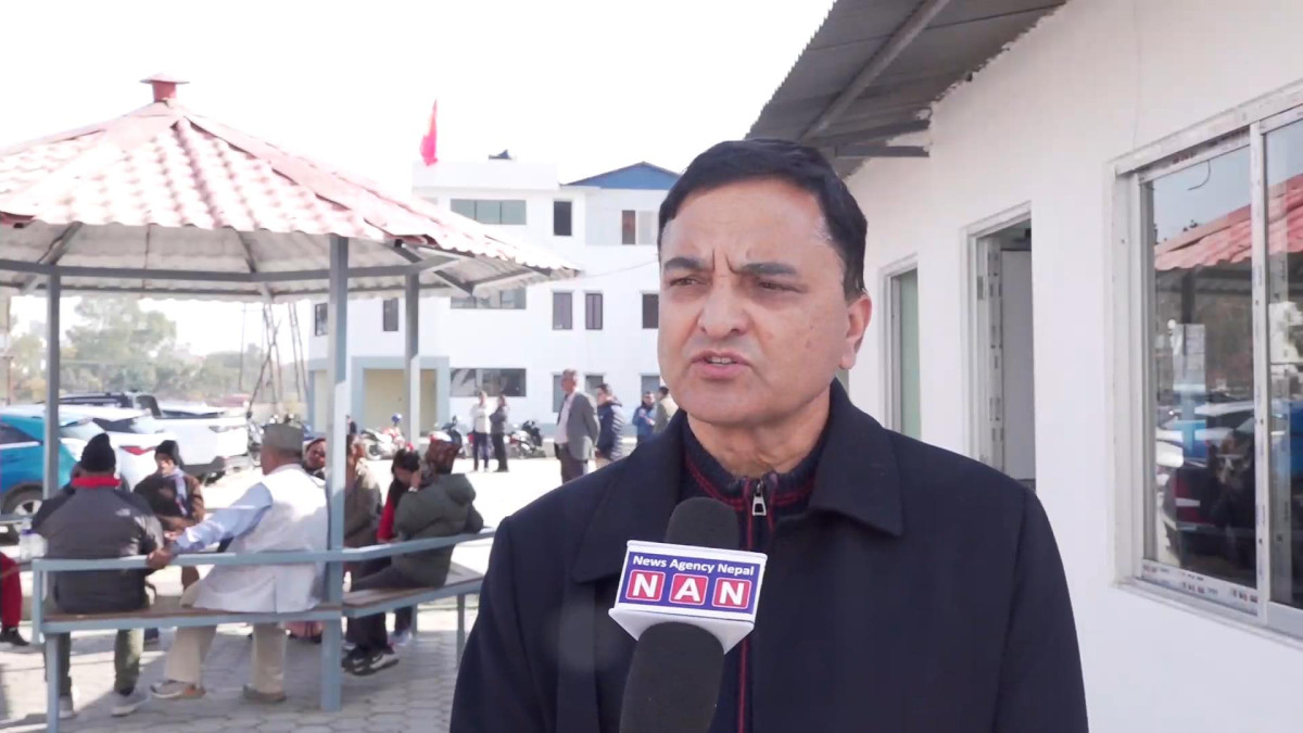 संविधानमा संशोधनमा छलफल गर्न मतदातासँग योगेशको आग्रह