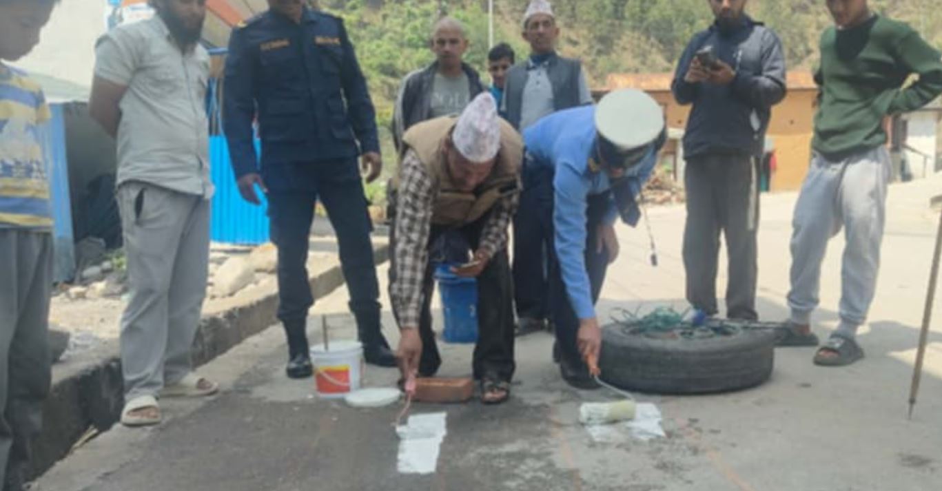 छिनखेतको सडकमा जेब्राक्रसिङ