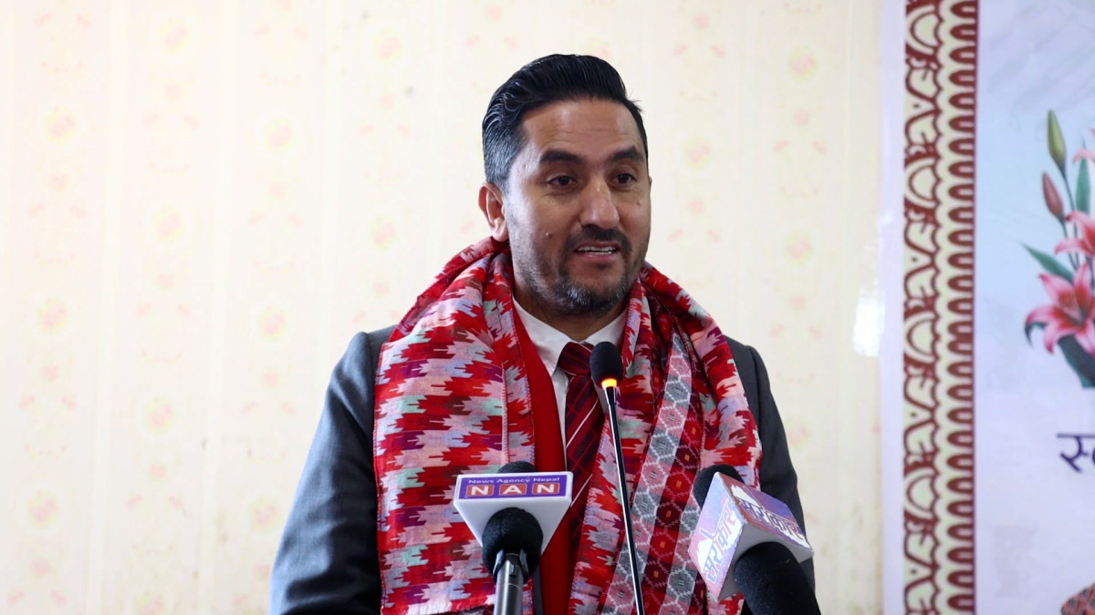 सञ्चारमन्त्री खरेल भन्छन्- चुनावमा उठ्नेबारे कुनै निर्णय गरेको छैन