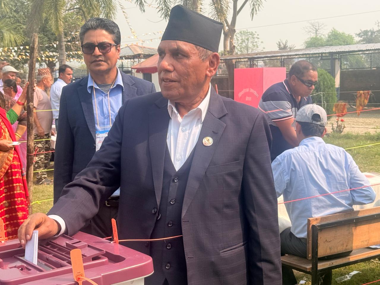 राष्ट्रियसभा अध्यक्ष दाहालद्वारा मतदान