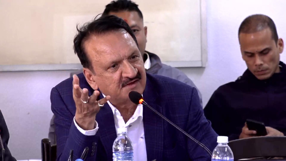 घरजग्गामा अनावश्यकरुपमा धेरै लगानी भइसकेको छ, अब प्रोत्साहन गर्नुहुन्न : महत