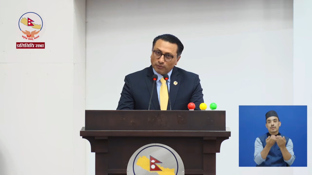 असान्दर्भिक देखिएका कानुनी एवं संस्थागत प्रावधान खारेज गर्न आवश्यक : अर्थमन्त्री