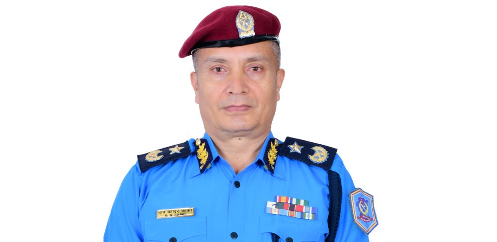 दानबहादुरको काँधमा प्रहरी कमान्ड