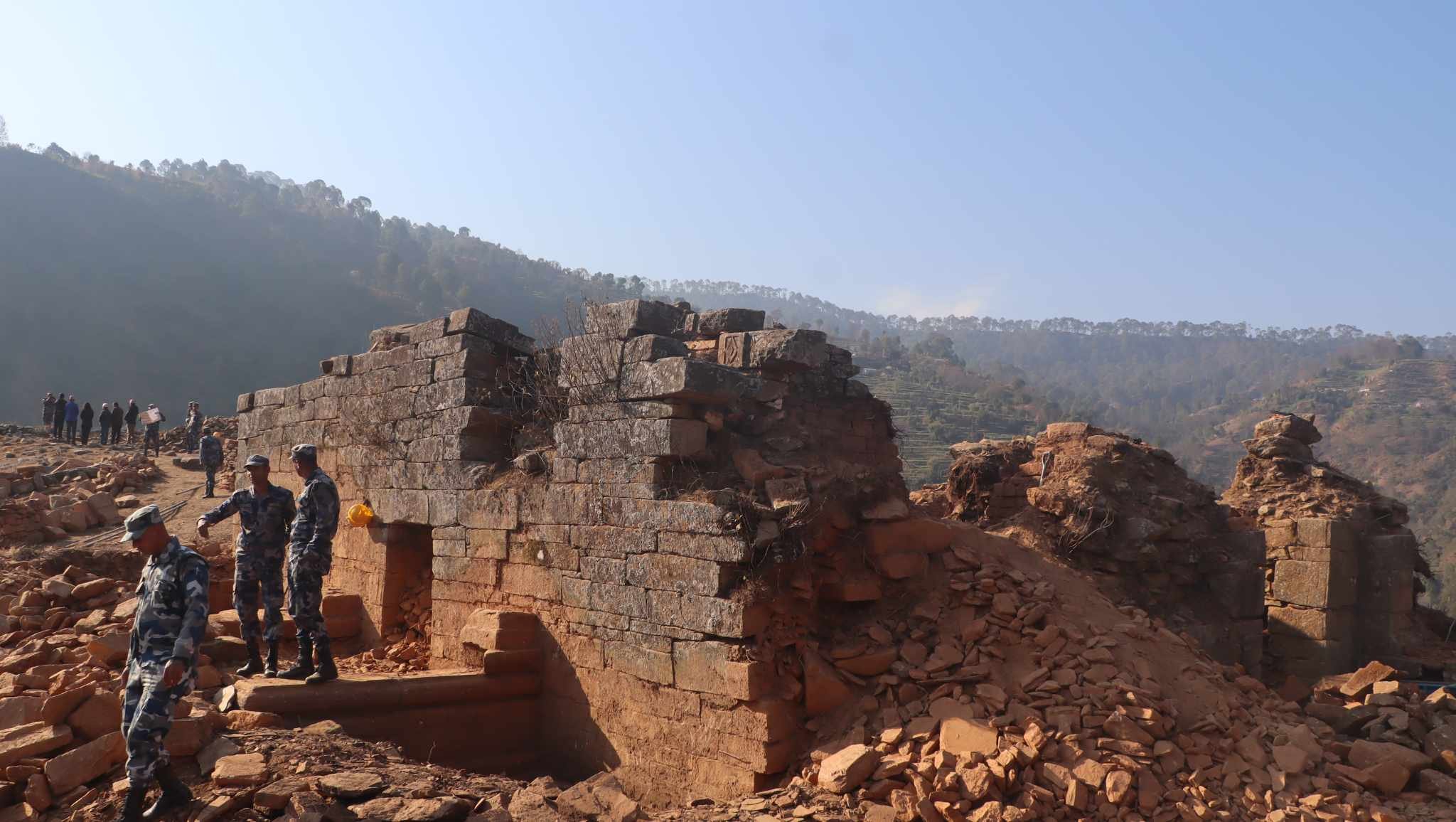 अजयमेरु कोटमा भग्नावशेषहरुको उत्खनन् सुरु