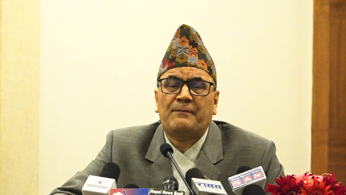 जुनसुकै कारणले अप्ठ्यारोमा परेपनि बिना भेदभाव उद्धार : श्रमसचिव डा. काफ्ले