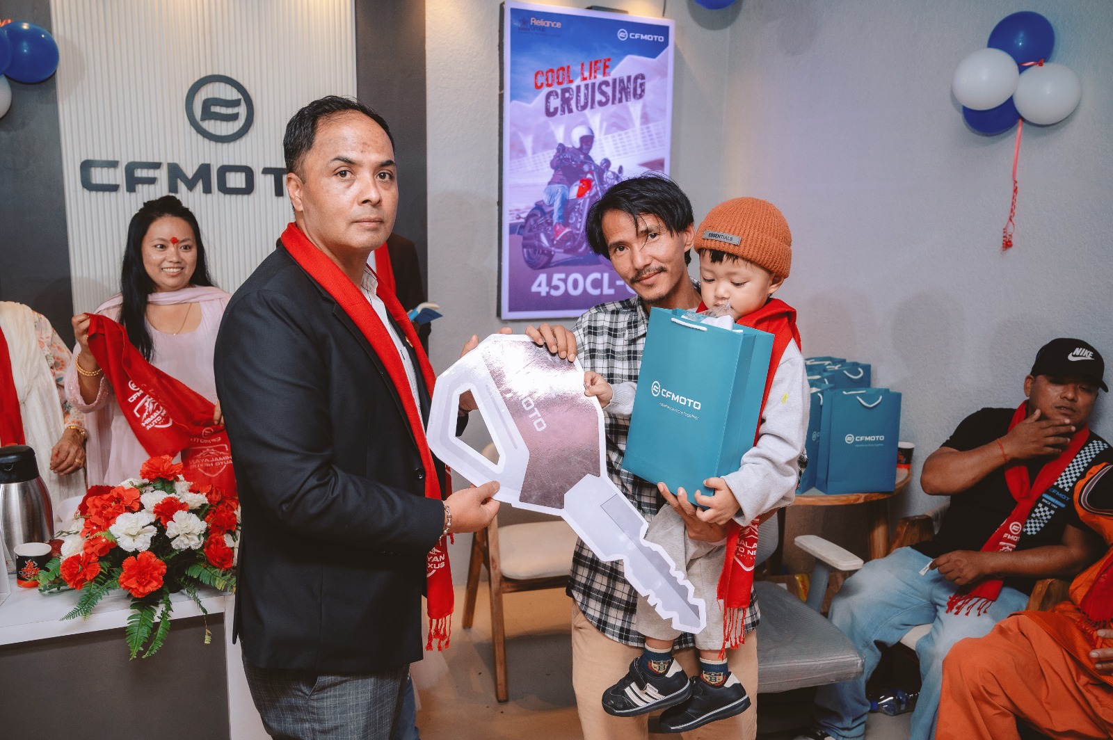 पोखरामा सिएफमोटोको नयाँ आउटलेट सञ्चालनमा