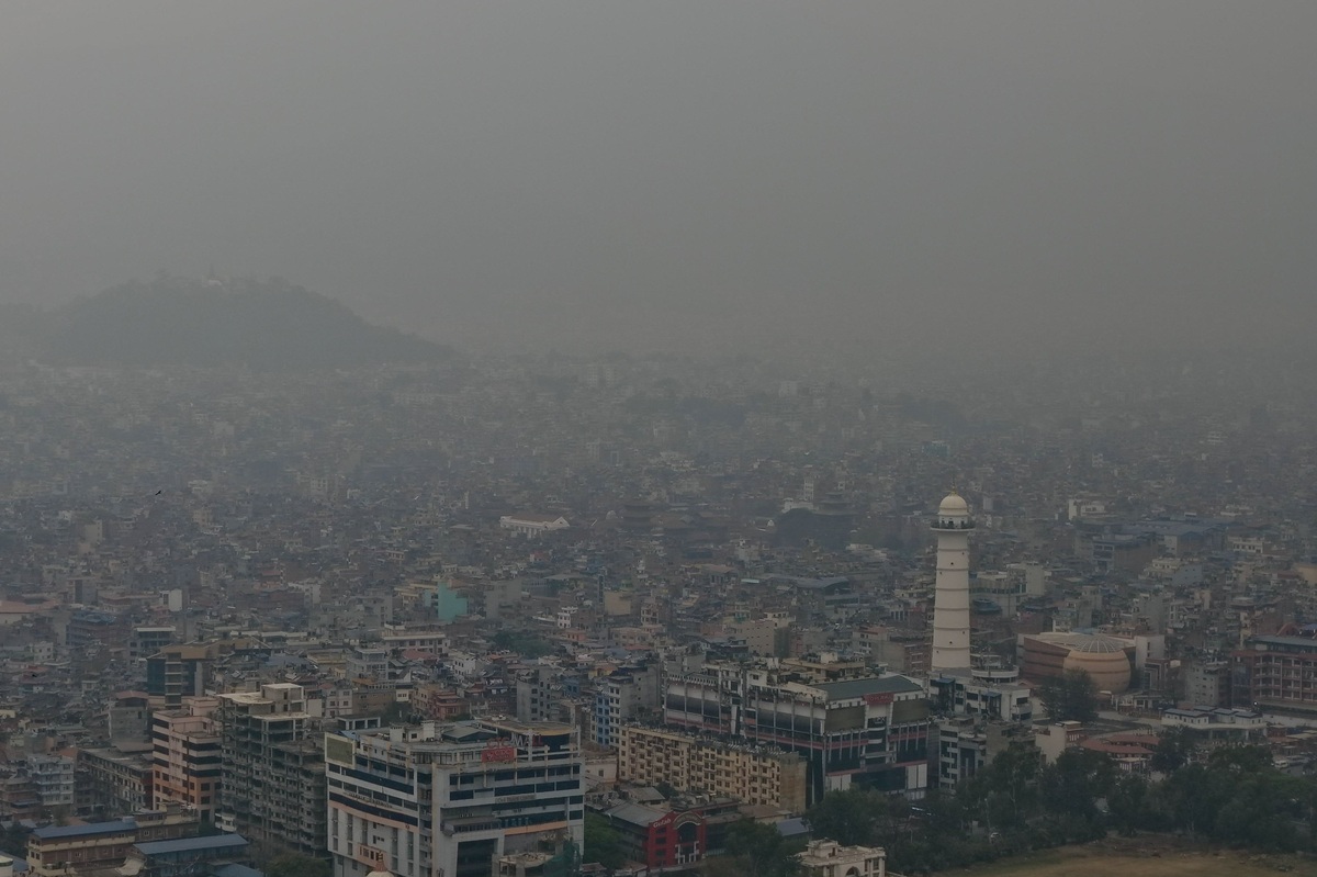 प्रदूषणले निसास्सिँदै काठमाडौं