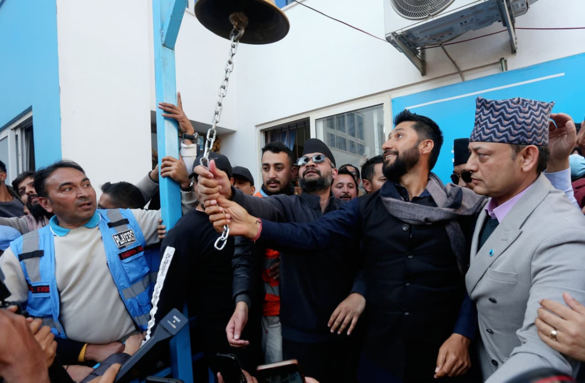 राजीनामा दिएर घण्टीघर पुगे बालेन