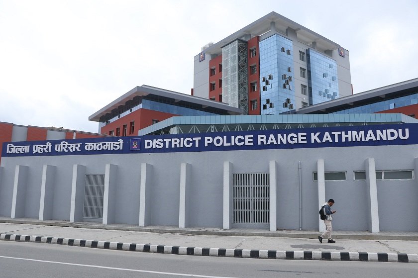 नागरिकसँगको सम्बन्ध सुधार्न ‘हाम्रो प्रहरी’ अभियान