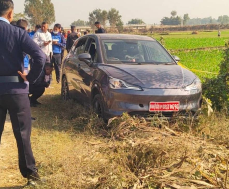 बारामा कारभित्र बेवारिसे शव फेला, टाउकोमा गोली लागेको आशंका 