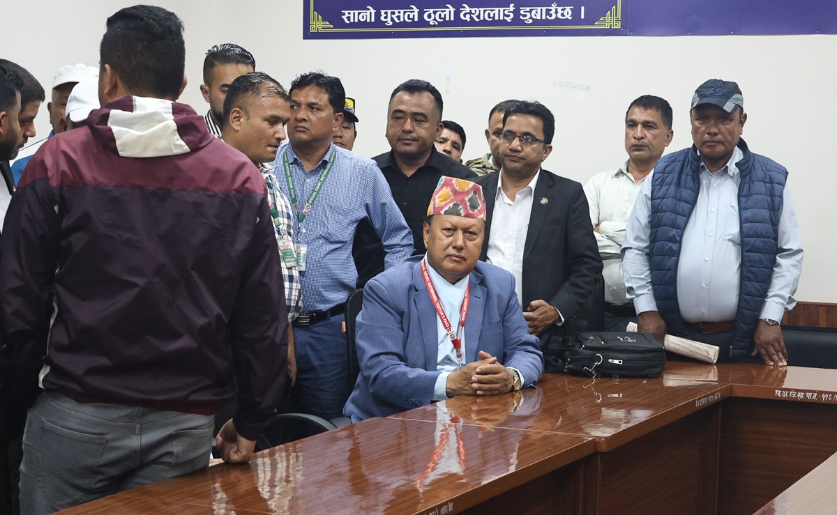 पूर्वमन्त्री बस्नेतलाई २५ लाख धरौटीमा छाड्न आदेश