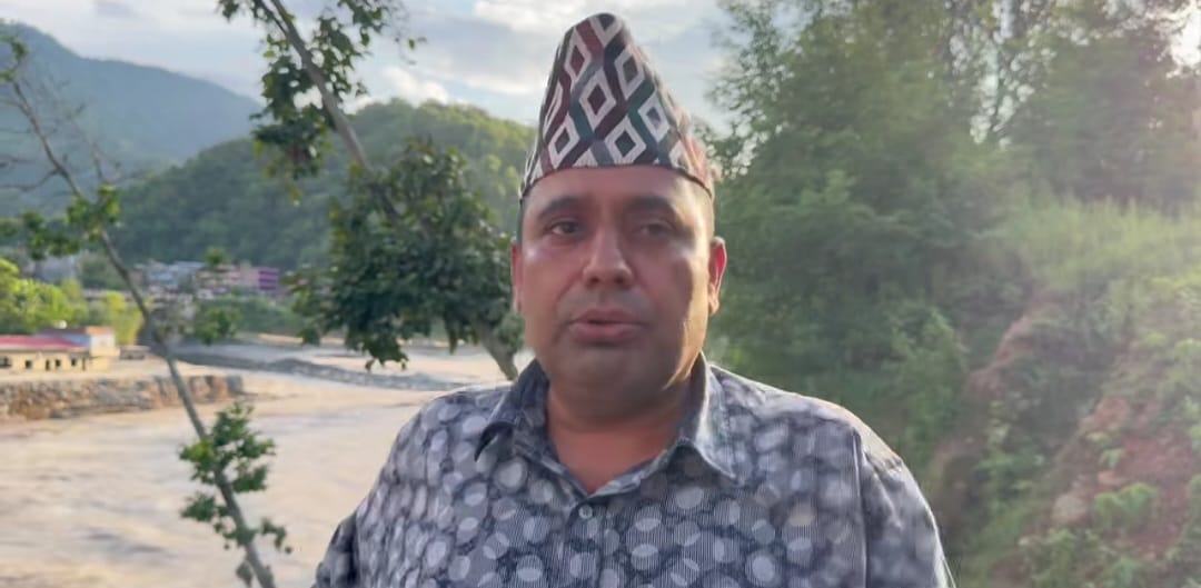 सिद्धलेकका अध्यक्ष खतिवडाको आग्रह- बाढीपछि जनजीवन संकटमा, वैकल्पिक सडक तुरुन्त मर्मत गरौं