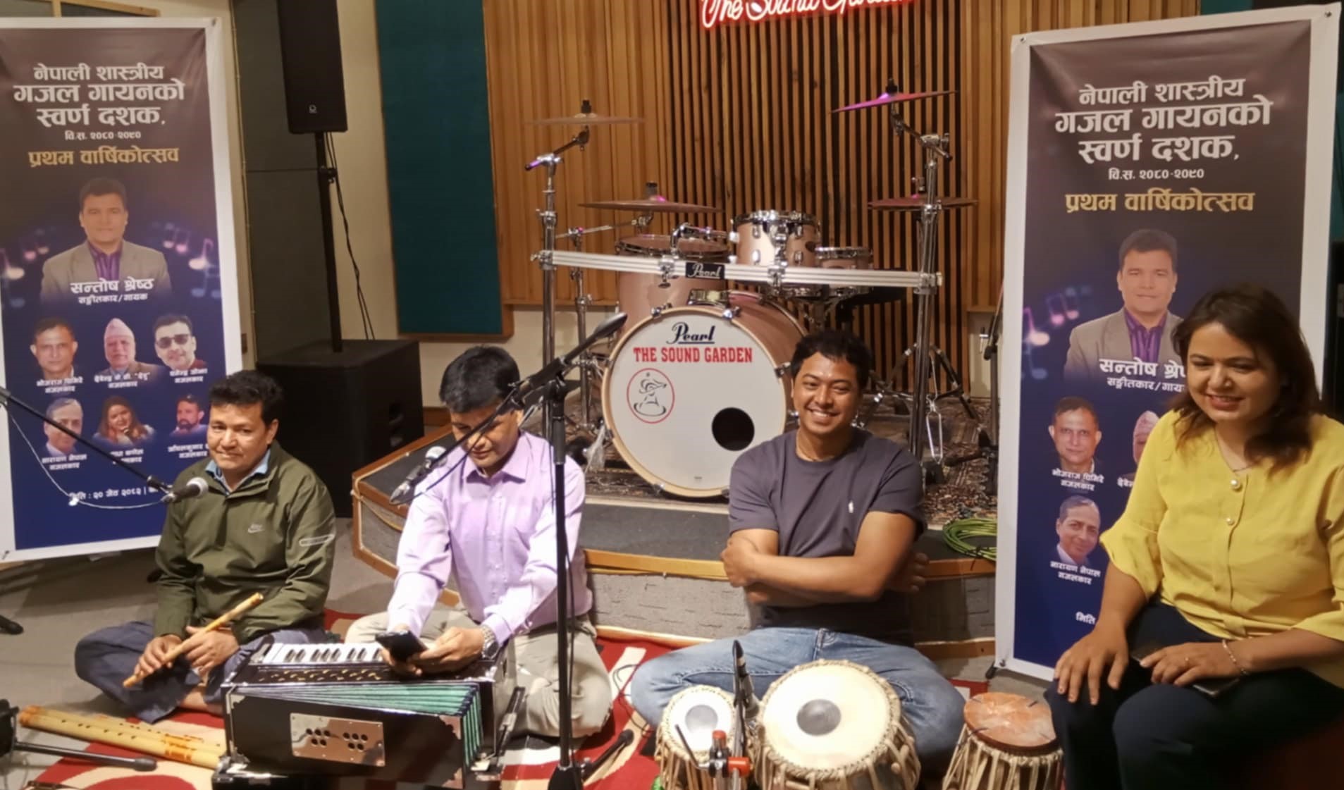 'गजल गायनको स्वर्ण दशक' दोस्रो वर्षमा, सन्तोषले गाए आधा दर्जन गजल