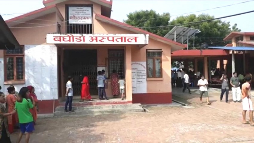 स्वास्थ्य बीमाको रकम रोकिँदा आर्थिक संकट, औषधि अभावले बिरामी हैरान