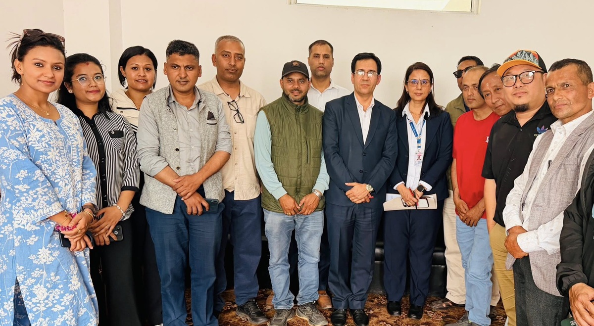 पत्रकारसँग प्रजिअ घिमिरेको भेटघाट, दक्षिण ललितपुरका समस्या समाधानमा पहल गर्ने