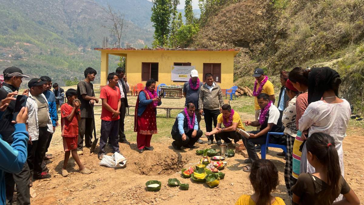 सिद्धार्थ बैंकको सहयोगमा विद्यालयको पुनर्निर्माण