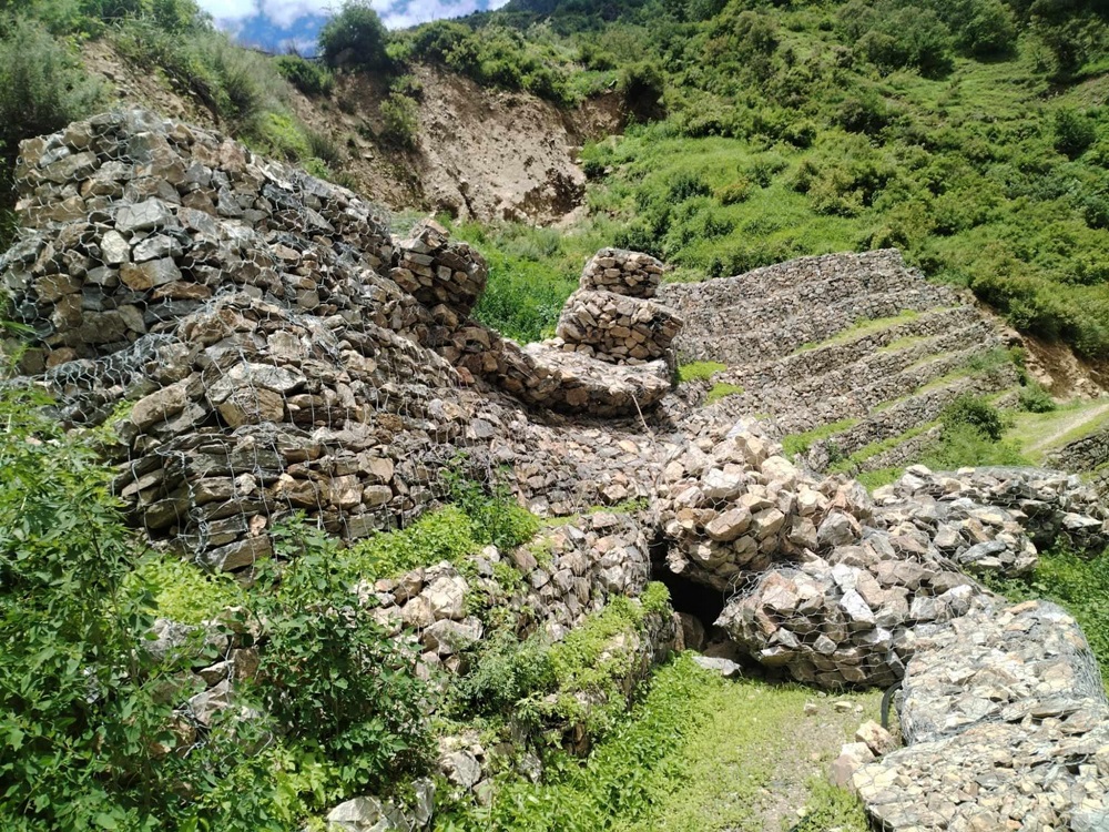 भुक्तानीको २३ दिनमै भत्कियो ग्याबिन, स्थानीय आक्रोशित