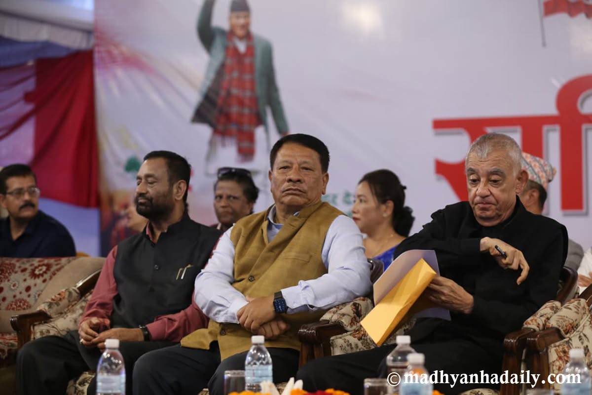 बीपीले देउवालाई ‘पश्चिमको राजकुमार’ भन्नुहुन्थ्यो, उहाँ नै हाम्रो नेता : शशांक कोइराला