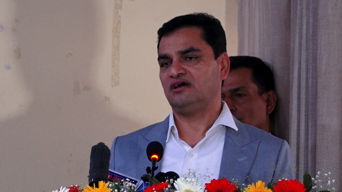 जसपा नेपालको राष्ट्रिय महाधिवेशन मञ्च हावाहुरीले भत्कायो
