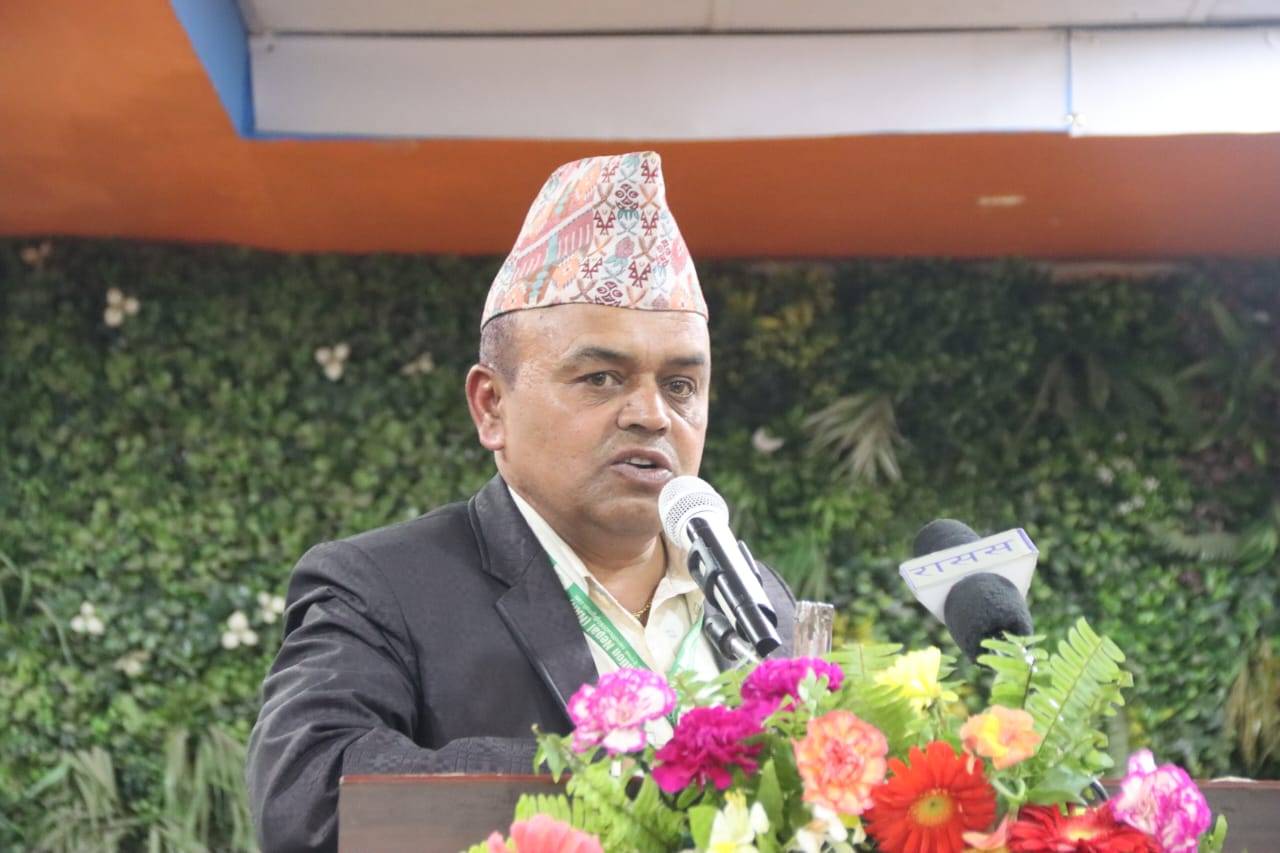 'तिहारमा फूल बिक्री नहुने हो की भन्ने चिन्तामा छौं, रातारात भारतबाट फूल नआओस्'