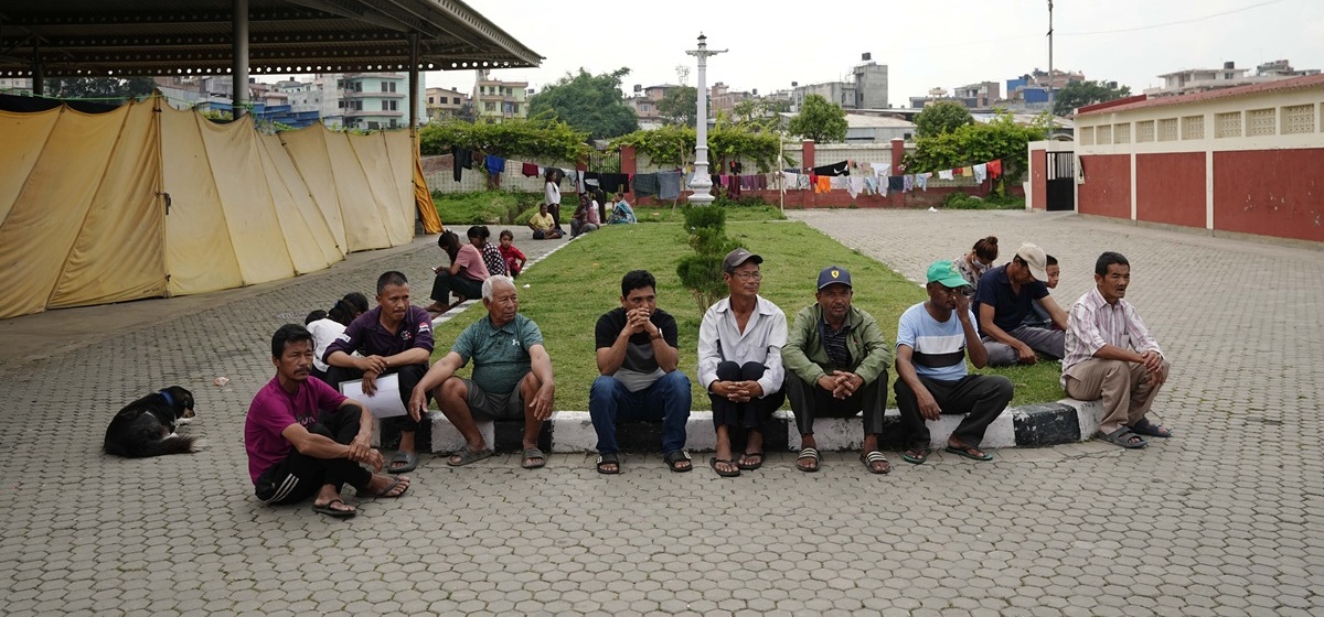 होल्डिङ सेन्टर खाली गर्न निर्देशन दिएपछि तनावमा सुकुम्वासी