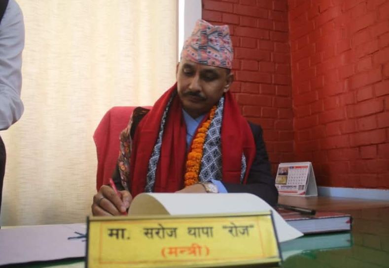 खानेपानीको पहुँच विस्तारमा लागि परेका छौं : मन्त्री थापा