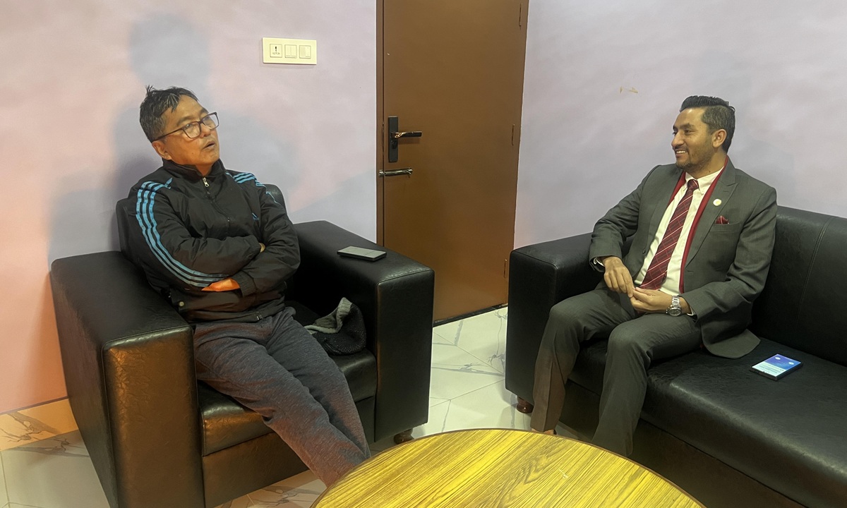 सञ्चारमन्त्री खरेल र राप्रपा अध्यक्ष लिङ्देनबीच भेटवार्ता