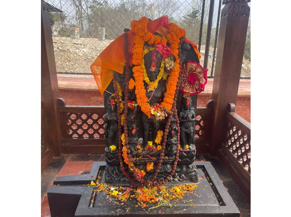 कीर्तिपुरको चारघरेमा भगवान् विष्णुको मूर्ति स्थापना