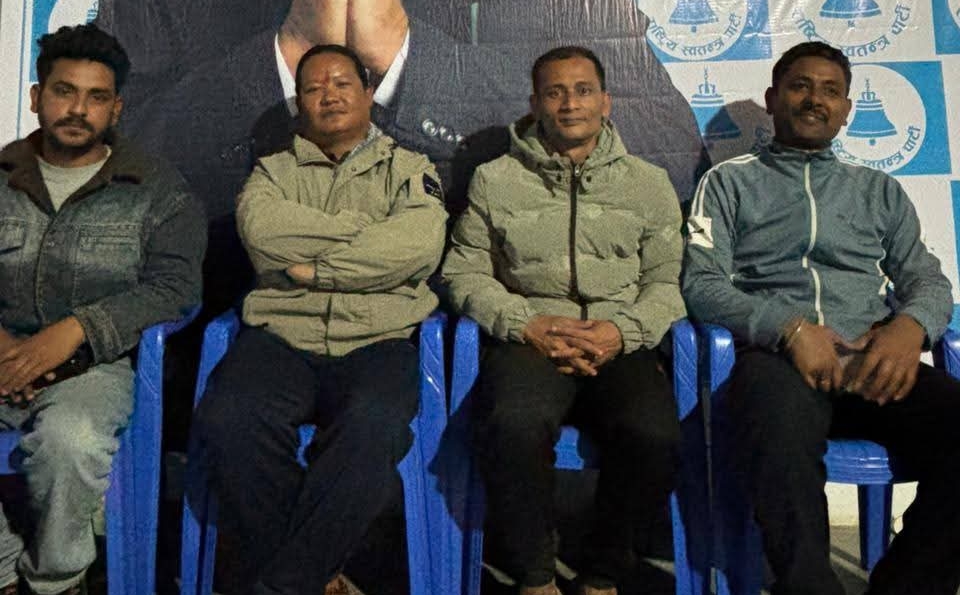 नवलपरासीमा ३७ नेता–कार्यकर्ताले गरे कांग्रेस परित्याग