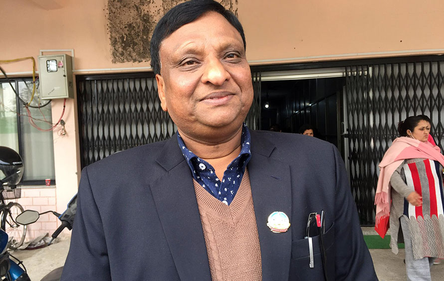 दर्जन बढीले दल बदलेर दिए उम्मेदवारी