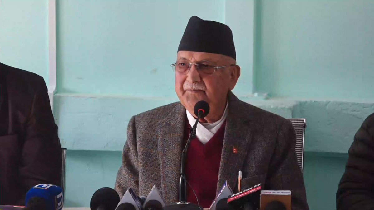 साहित्यले समाजको पथप्रदर्शकको काम गर्नुपर्दछ : ओली