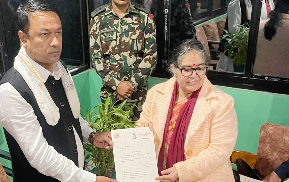 जसपा नेपालको राष्ट्रिय महाधिवेशन मञ्च हावाहुरीले भत्कायो