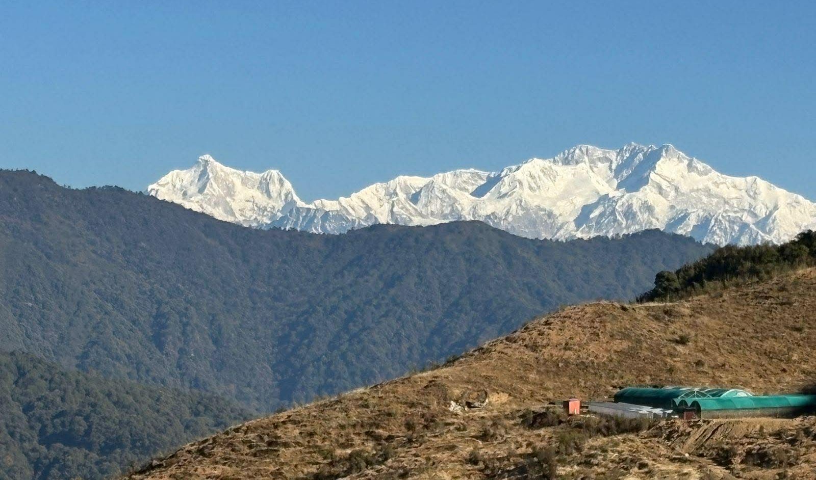 थुम्केरानी आहाल भञ्ज्याङ्ग : एकै स्थानबाट सूर्योदय, सूर्यास्त र रेडपाण्डा अवलोकन