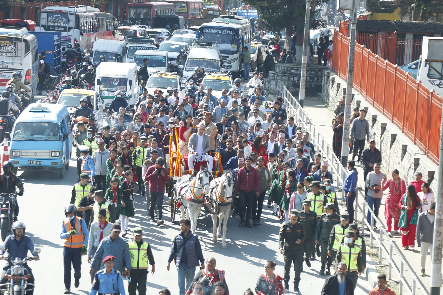 जसपा नेपालको राष्ट्रिय महाधिवेशन मञ्च हावाहुरीले भत्कायो