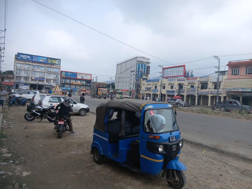 सामान्य बन्दै पोखराको जनजीवन