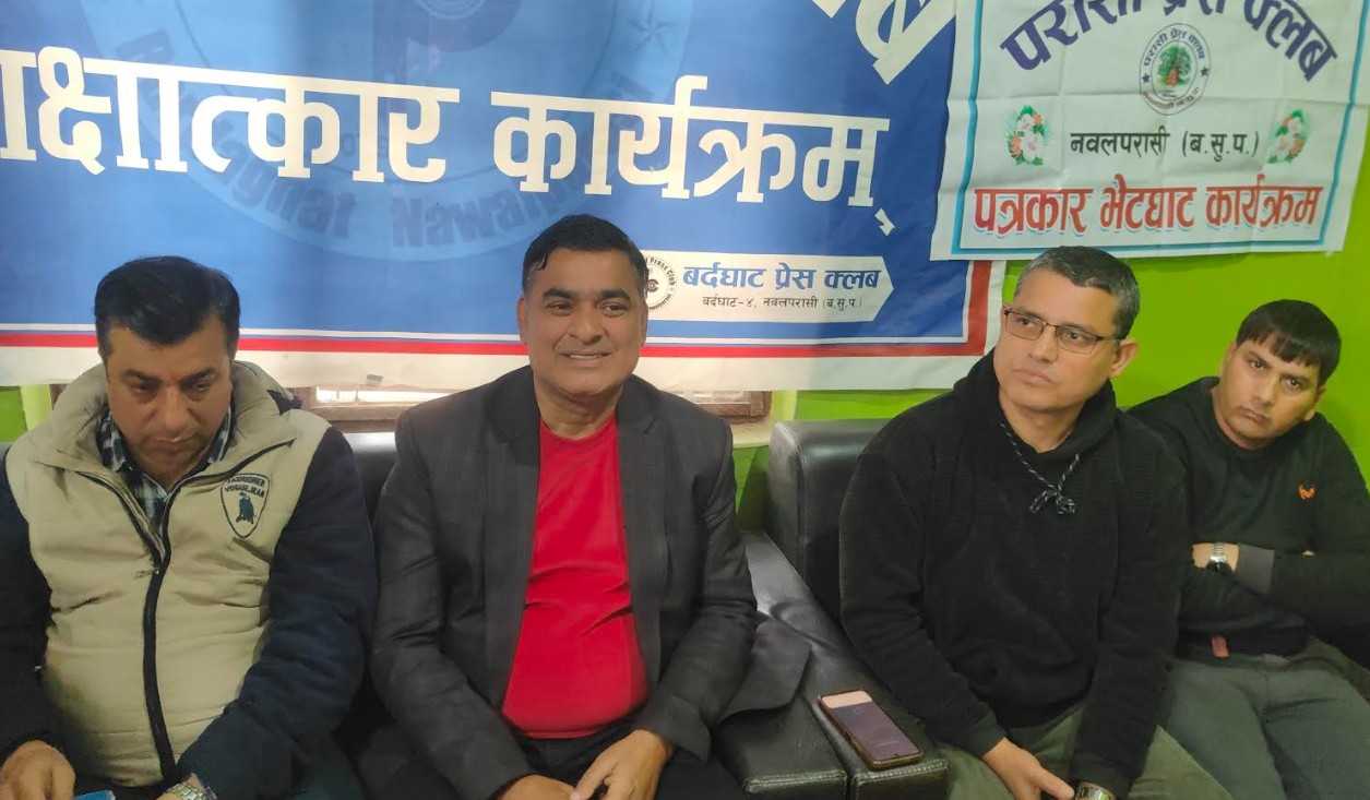 पुरानै ढर्राको राजनीति अब चल्दैन : खनाल