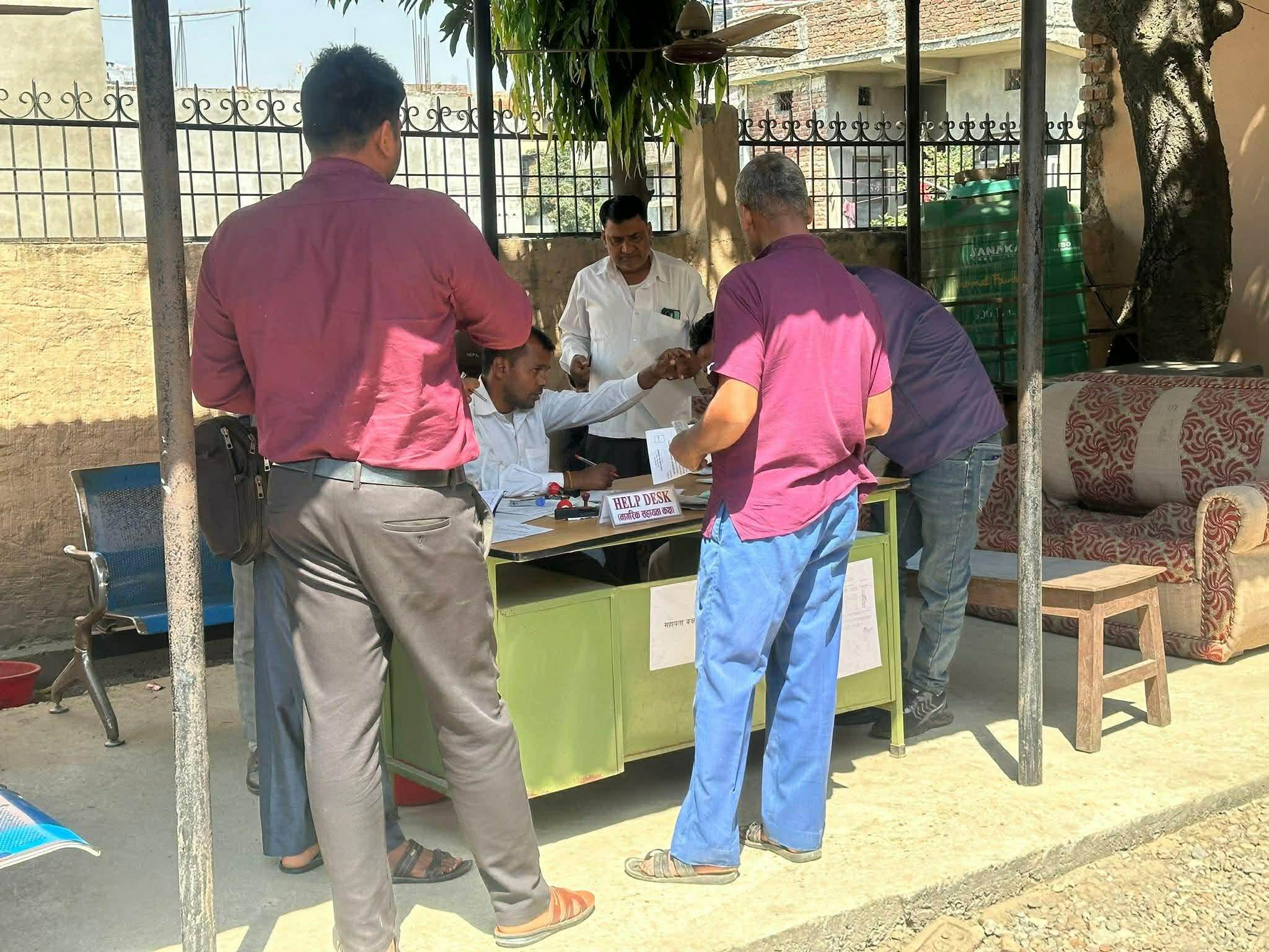 यातायात व्यवस्था कार्यालय गौरमा 'हेल्प डेस्क' प्रभावकारी, बिचौलियाको जालो तोडिँदै, सेवाग्राही उत्साहित