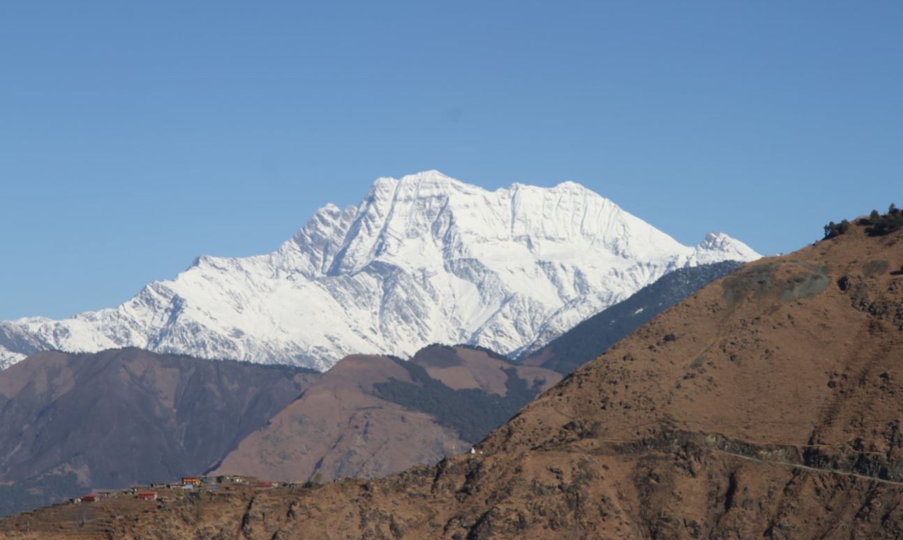 हिमपातसँगै टल्किए रुकुम पूर्वका हिमालः पर्यटन प्रवर्द्धन हुने अपेक्षा 