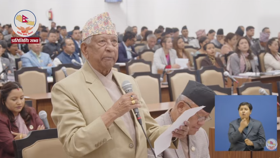 संविधान संशोधनका लागि सरकारले पूर्वप्रधानन्यायाधीशको नेतृत्वमा शक्तिशाली आयोग गठन गर्नुपर्छ : कांग्रेस
